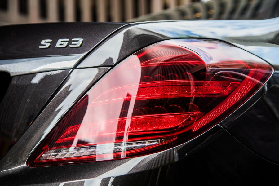Детали экстерьера Mercedes-AMG S63 4Matic+ Lang (V222) 2017 года  (NA) (фото 11 из 31)